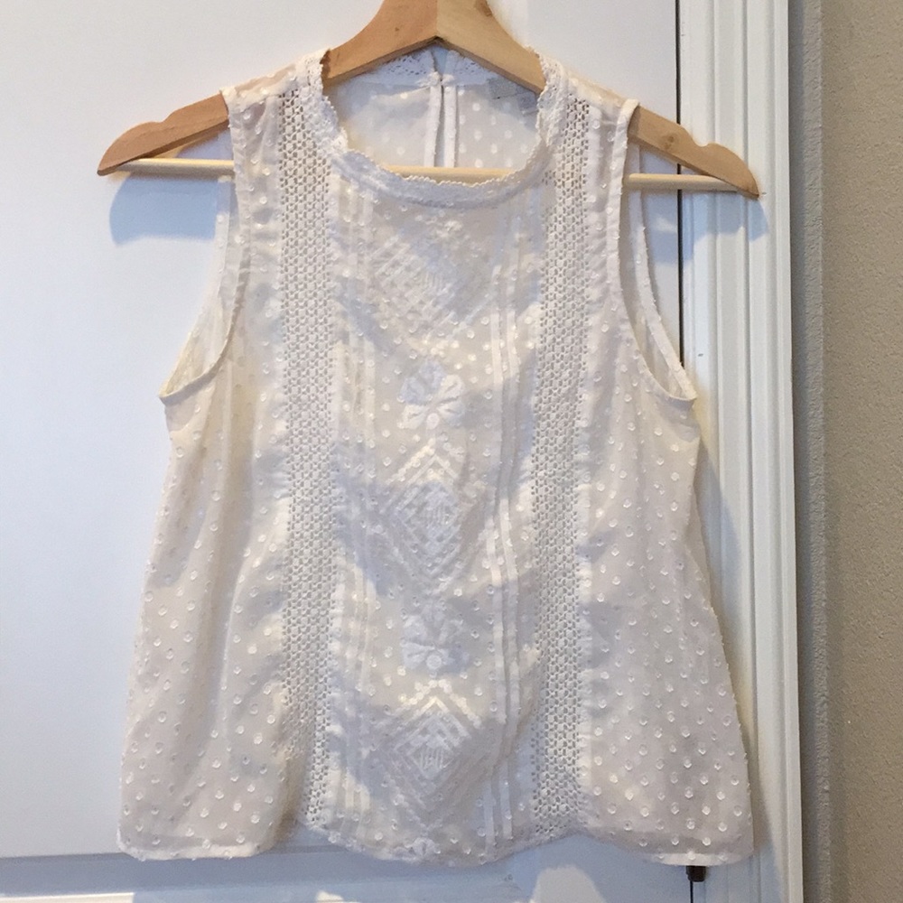 WHITE SUMMER TOP